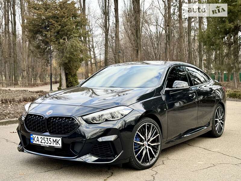 2022 bmw m235i