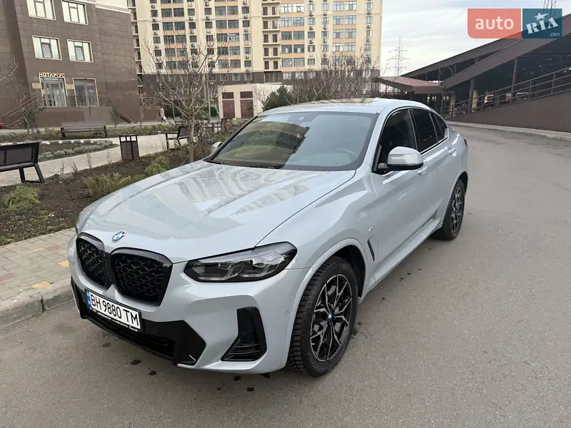 2022 bmw x4