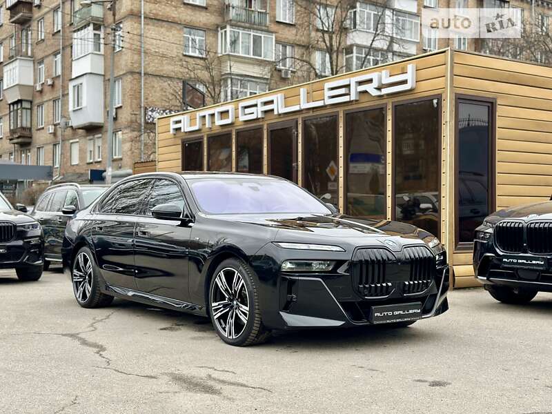 2023 bmw 740d
