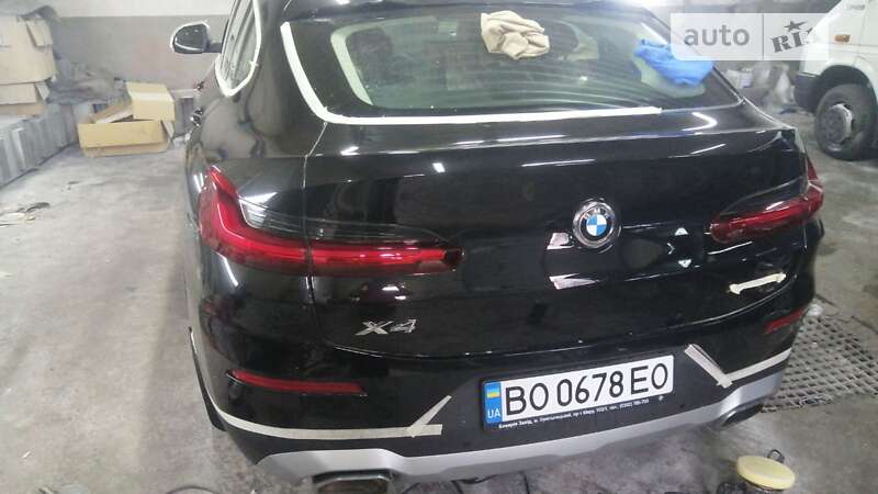 2022 bmw x4