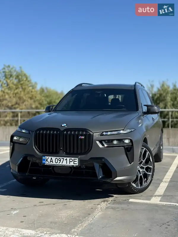 2023 bmw x7 m60i xdrive