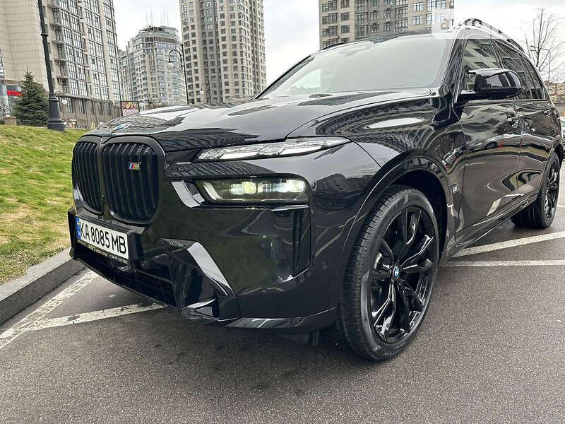 2023 bmw x7 m60i xdrive