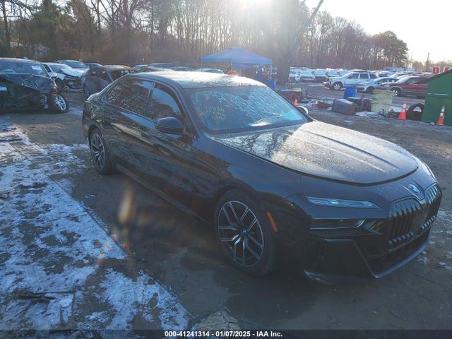 2022 bmw 760i
