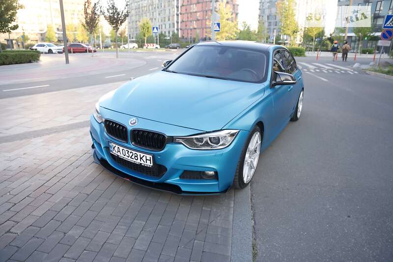 2012 bmw 320i