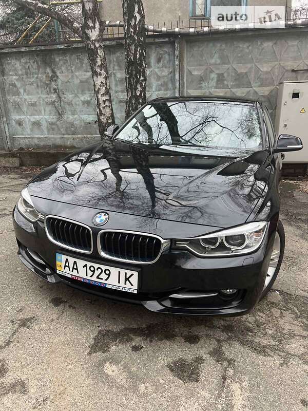 2012 bmw 320i