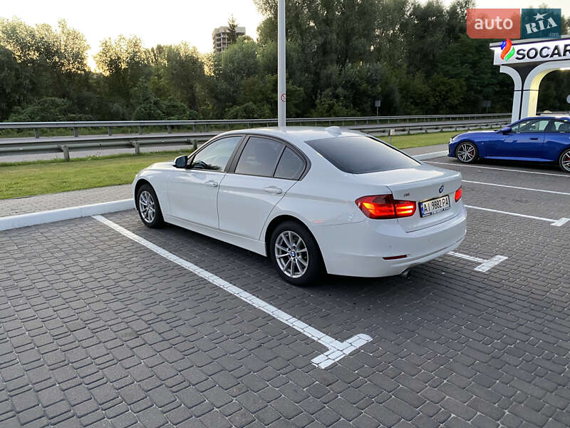2013 bmw 320i