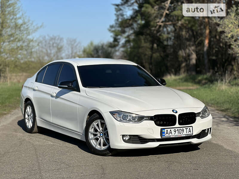 2012 bmw 3 series
