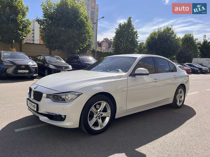2013 bmw 320i