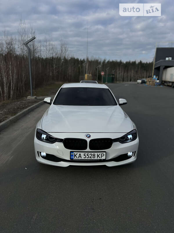 2012 bmw 320i