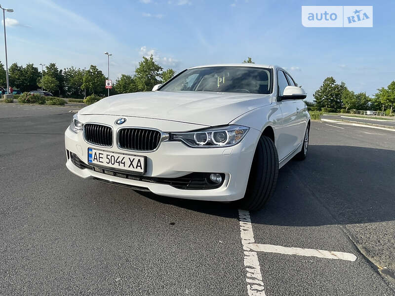 2012 bmw 320i