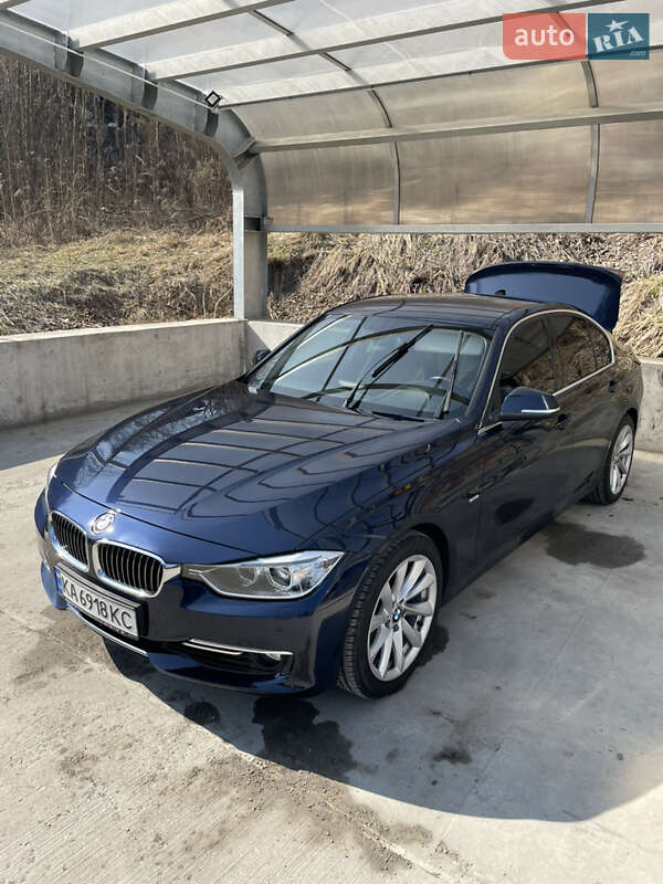 2012 bmw 320i