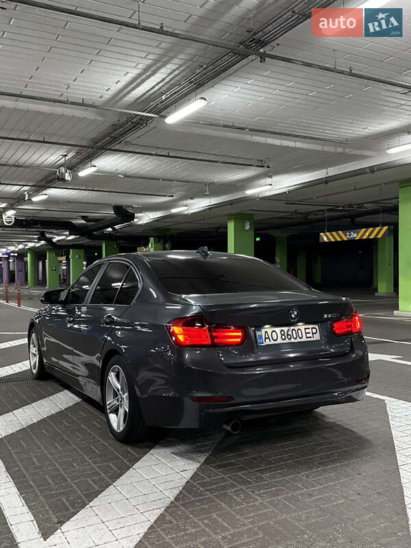 2012 bmw 320i