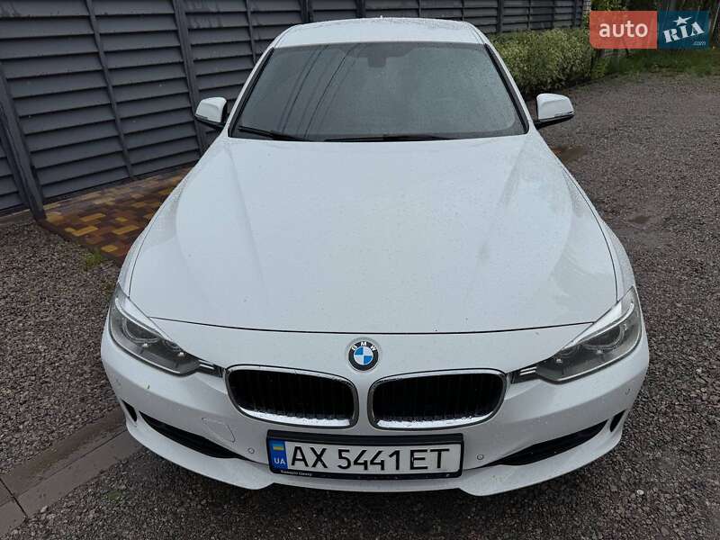 2012 bmw 320i