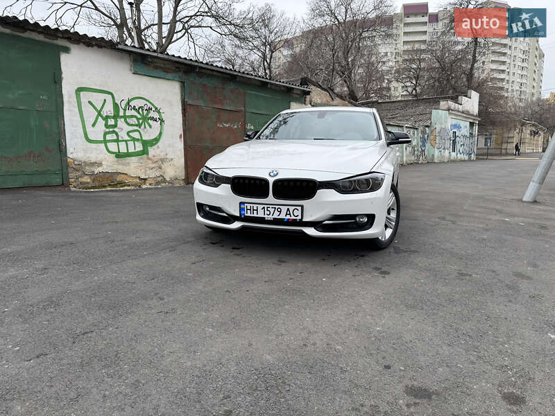 2013 bmw 320i