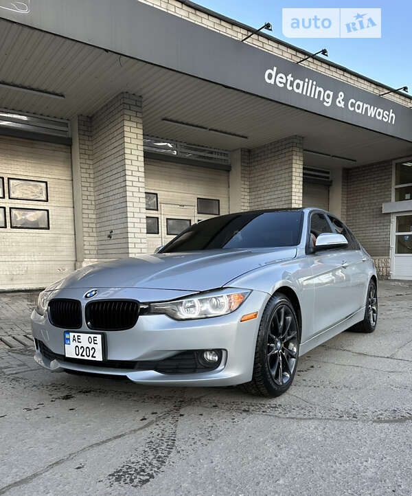 2013 bmw 320i