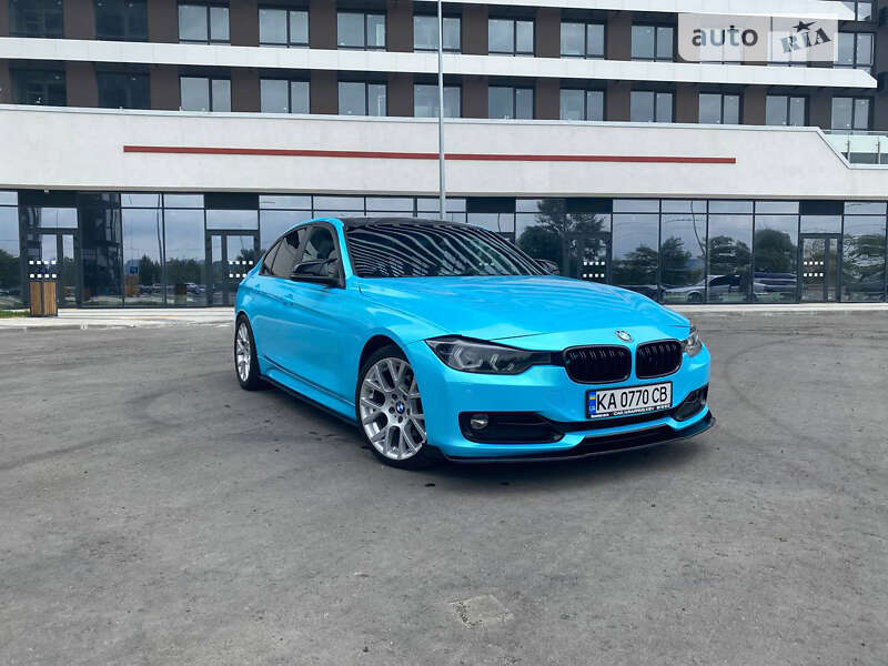 2013 bmw 320i