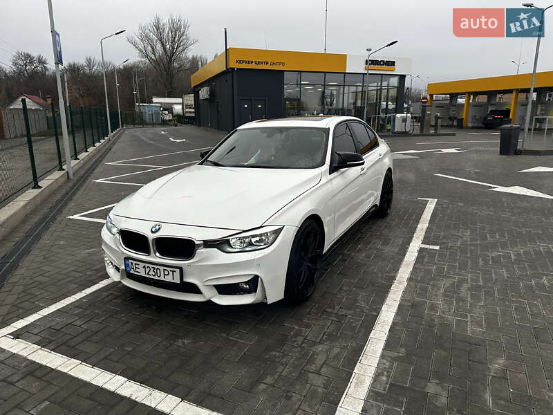 2012 bmw 3 series