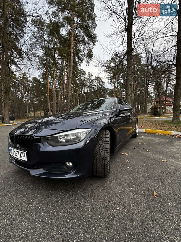 2013 bmw 320i
