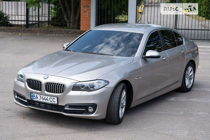 2015 bmw 520i