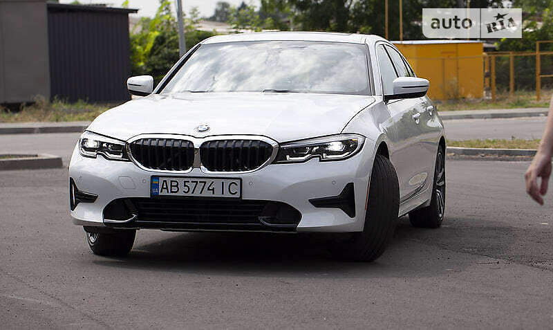 2019 bmw 330i