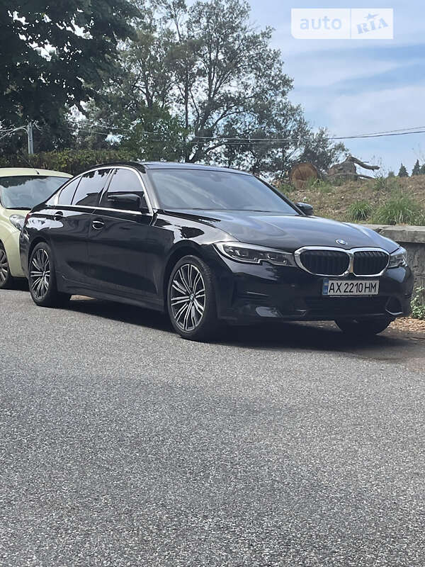 2019 bmw 330i
