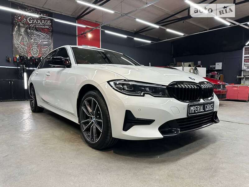 2019 bmw 330i