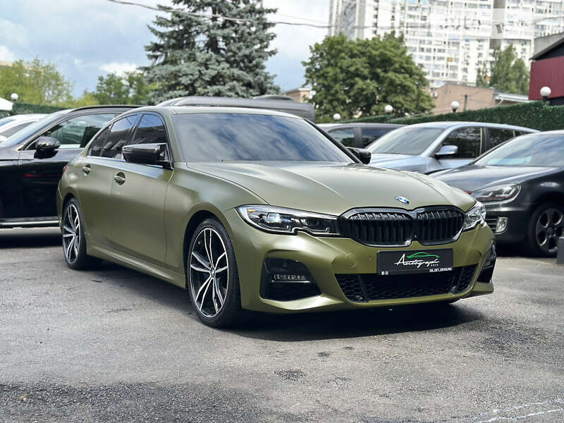2019 bmw 330i