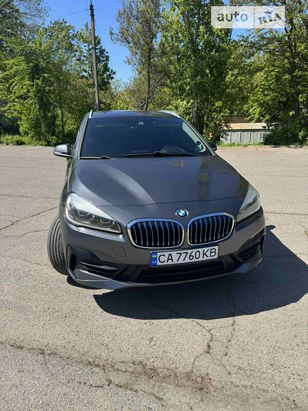 2018 bmw 225 xe