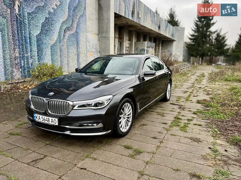 2017 bmw 730i