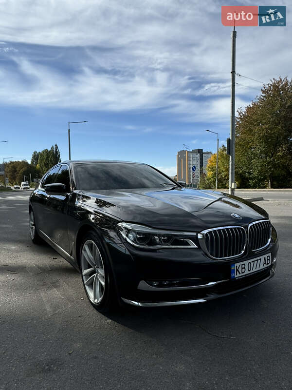 2016 bmw 730