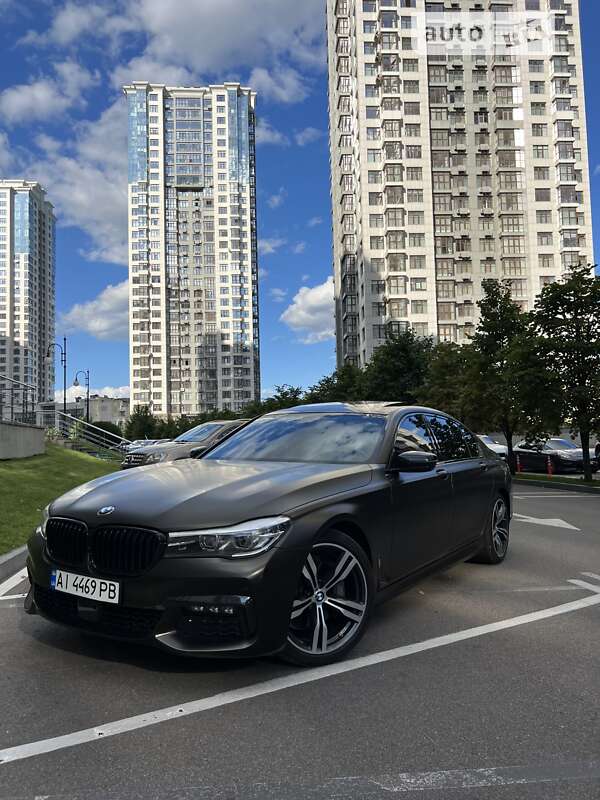 2015 bmw 740i