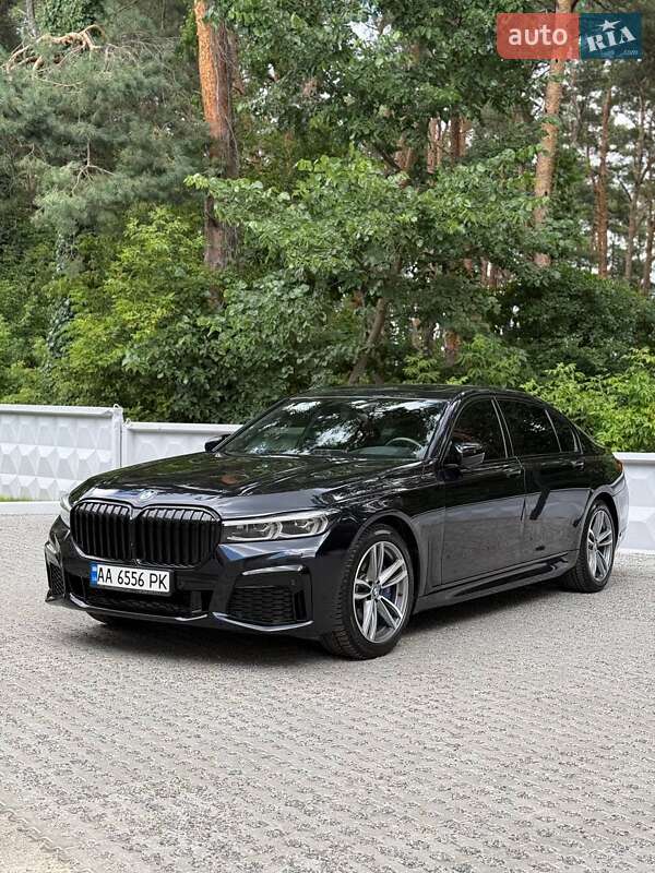 2017 bmw 740-li