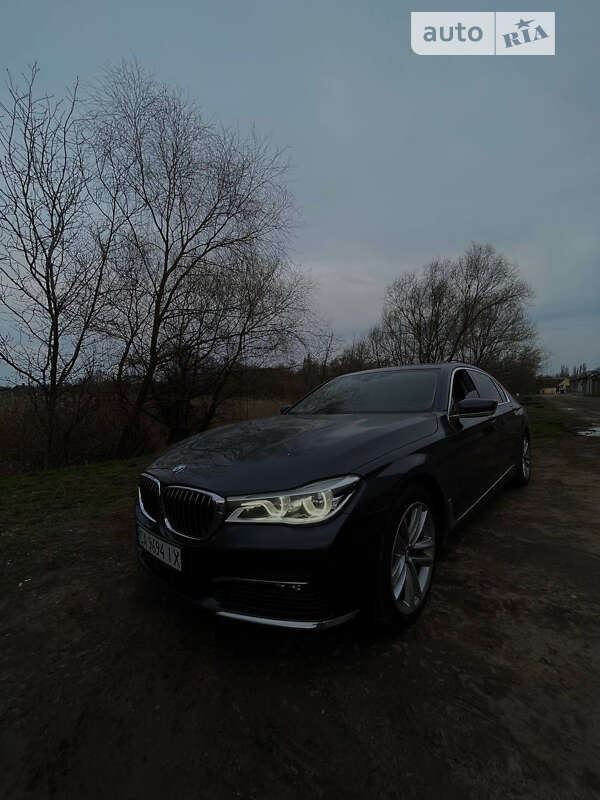 2016 bmw 750i