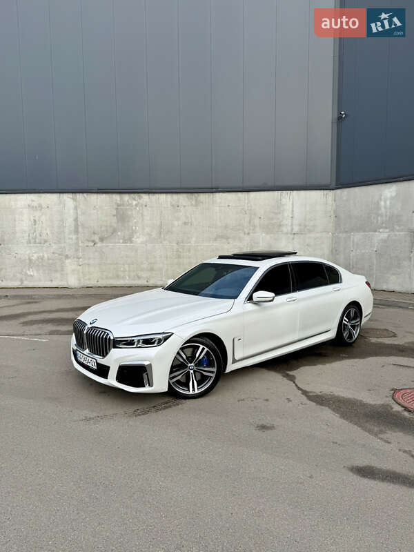 2020 bmw 740i