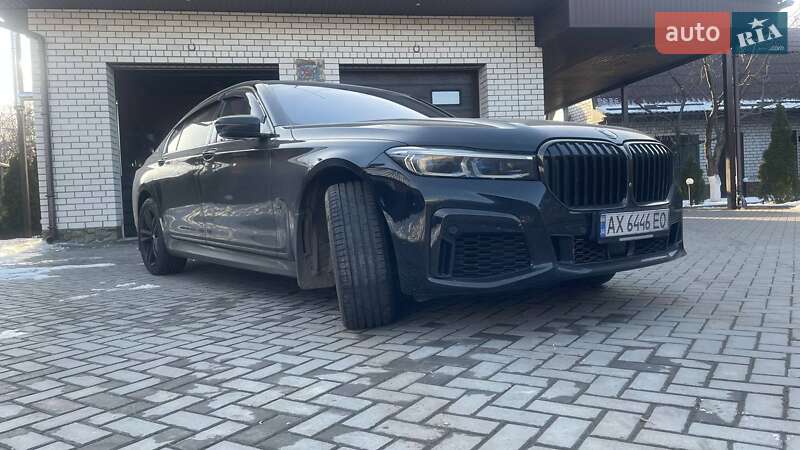 2021 bmw m760li