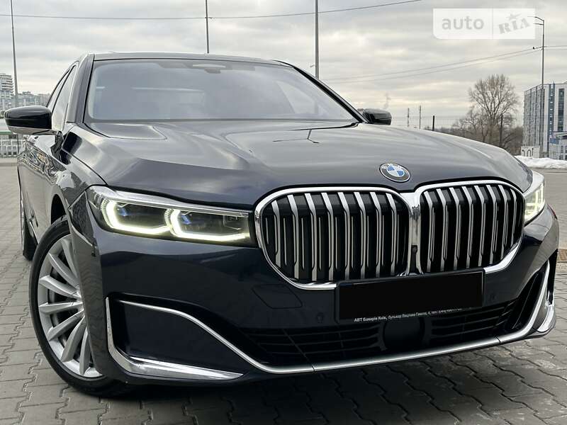 2019 bmw 730