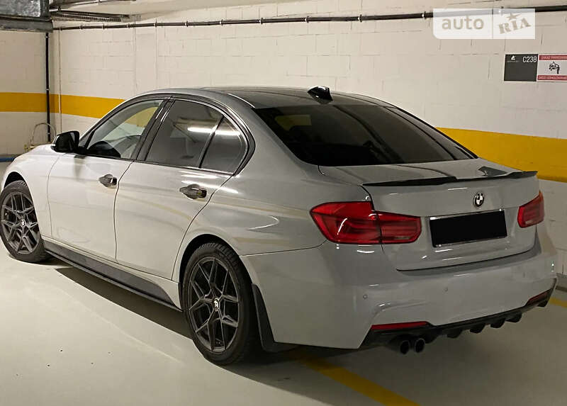 2018 bmw 330i