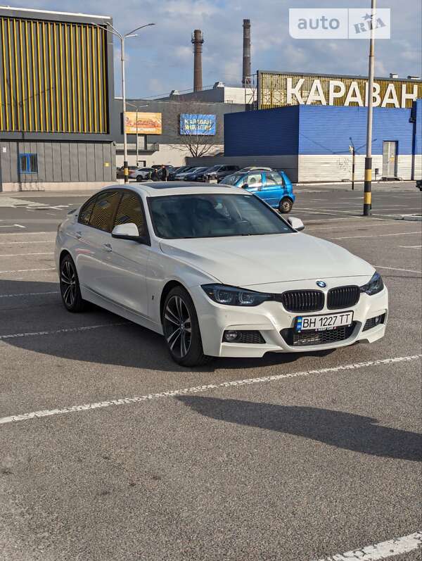 2017 bmw 330e