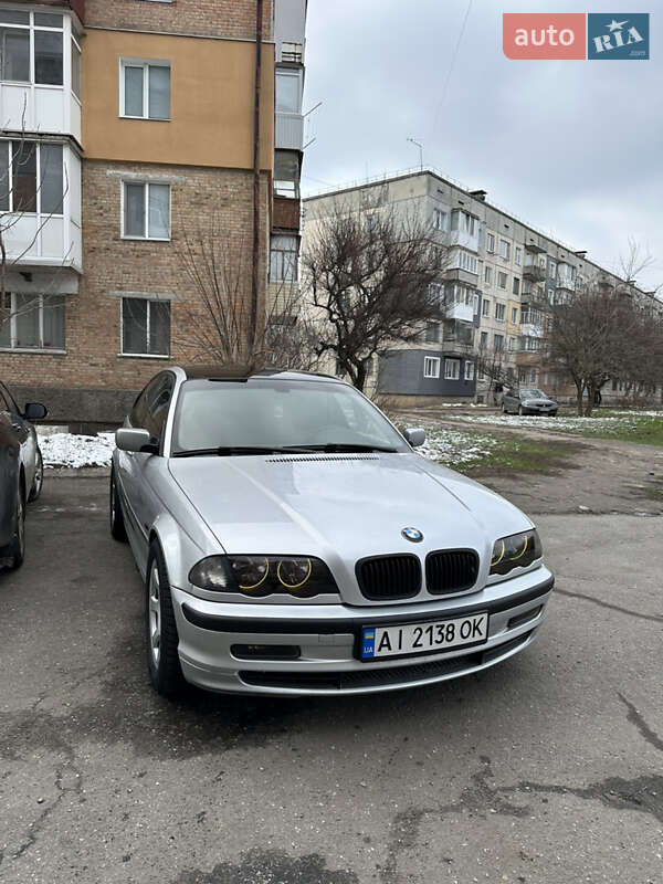 2000 bmw 318i