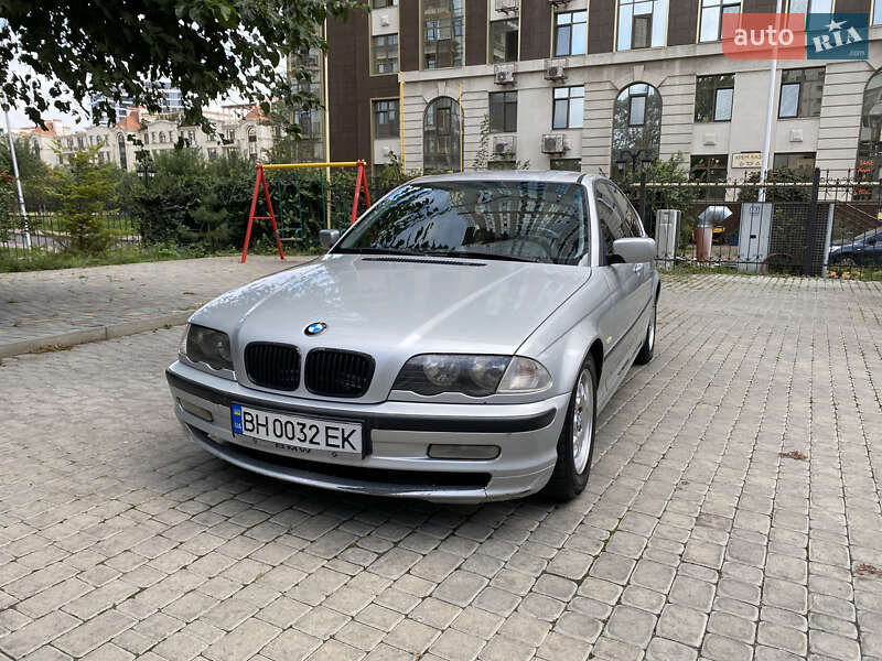 2000 bmw 318i