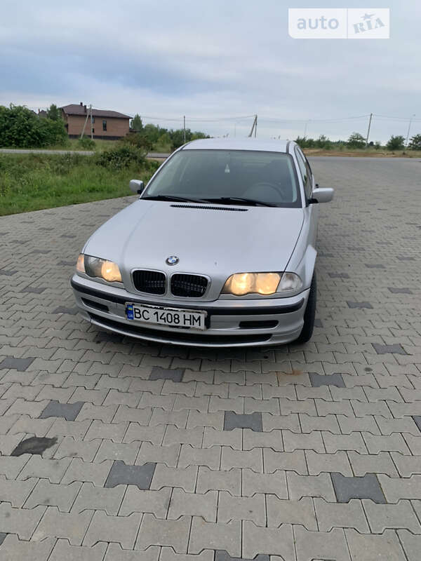 2000 bmw 318i