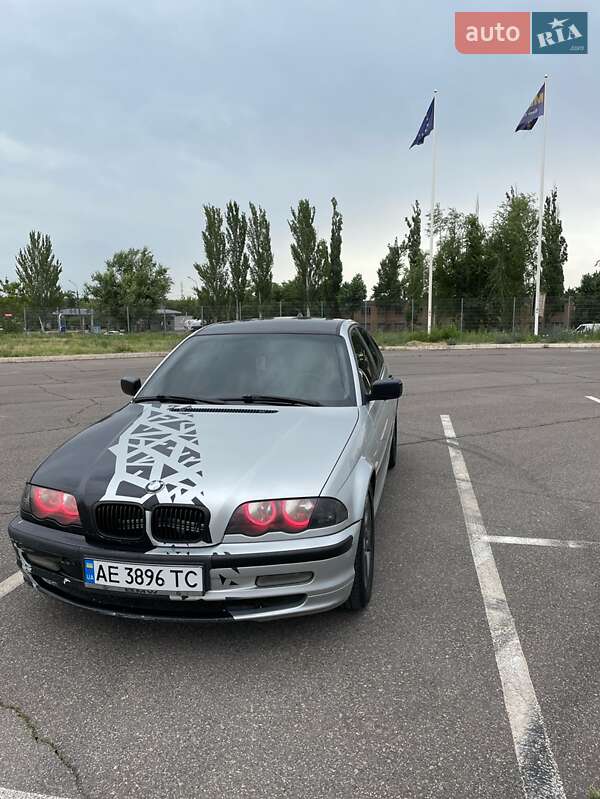2000 bmw 320