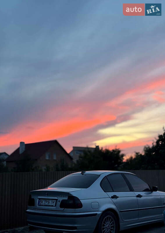 2000 bmw 320