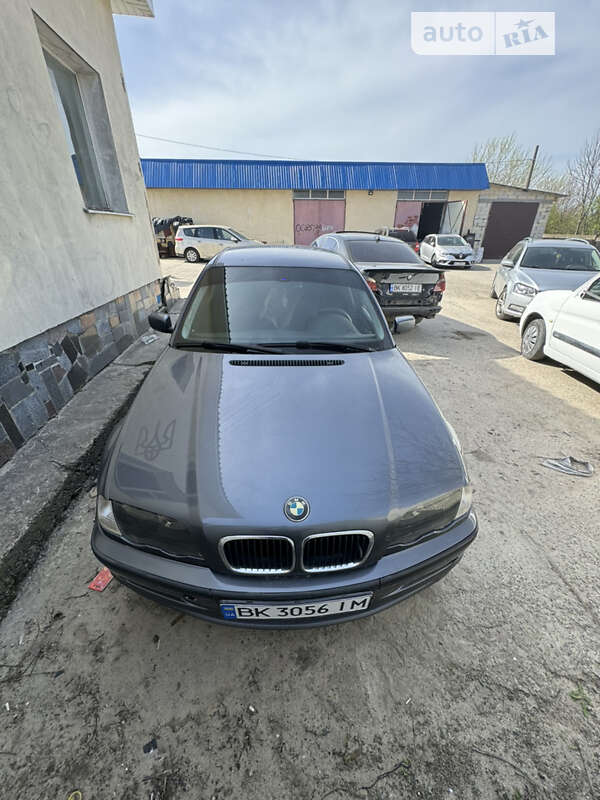 2000 bmw 320d