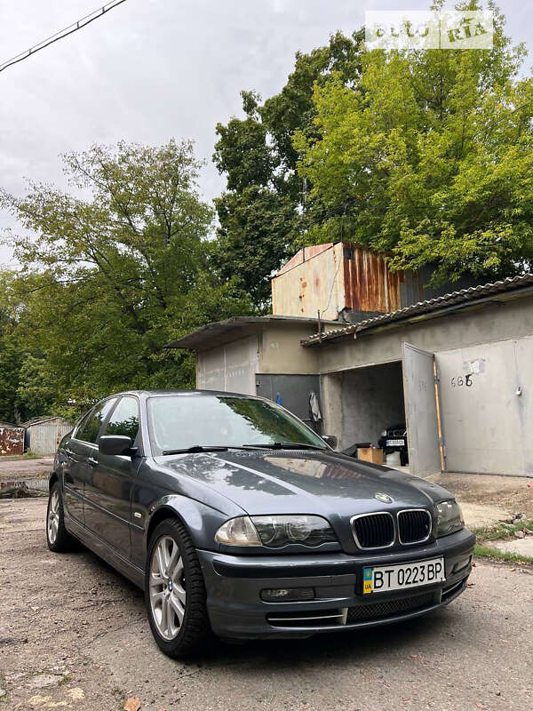 2000 bmw 330i