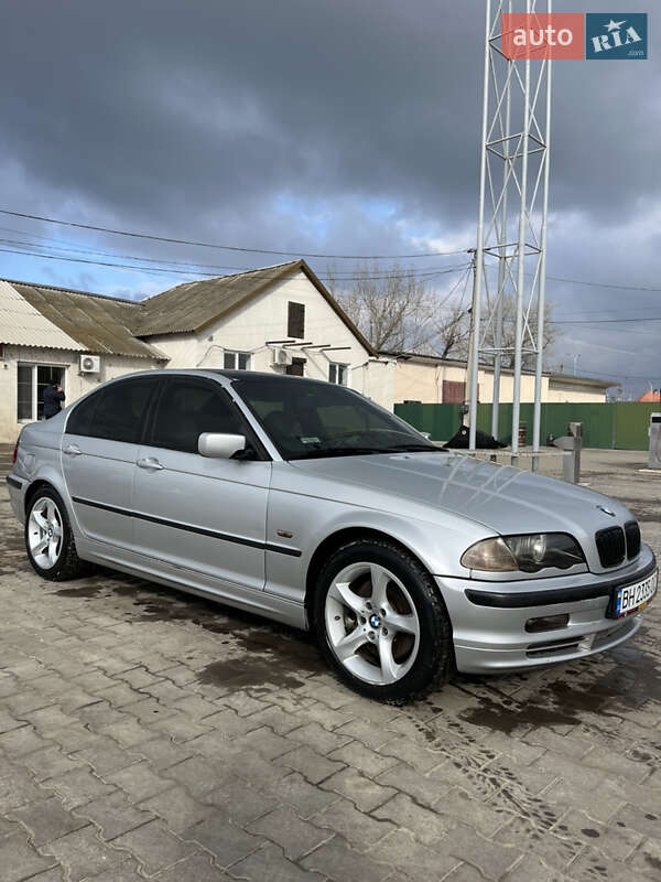 2000 bmw 330i