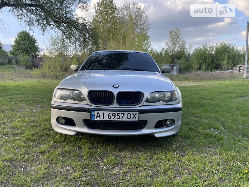 2003 bmw 318i