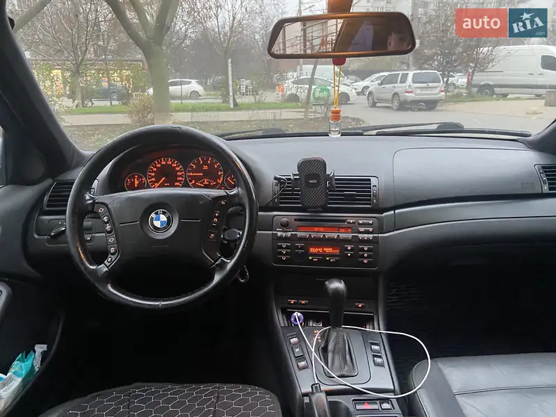 2003 bmw 318i