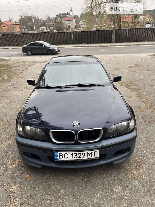 2004 bmw 318i