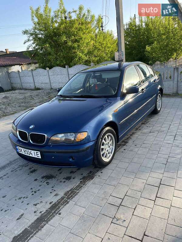 2003 bmw 318i